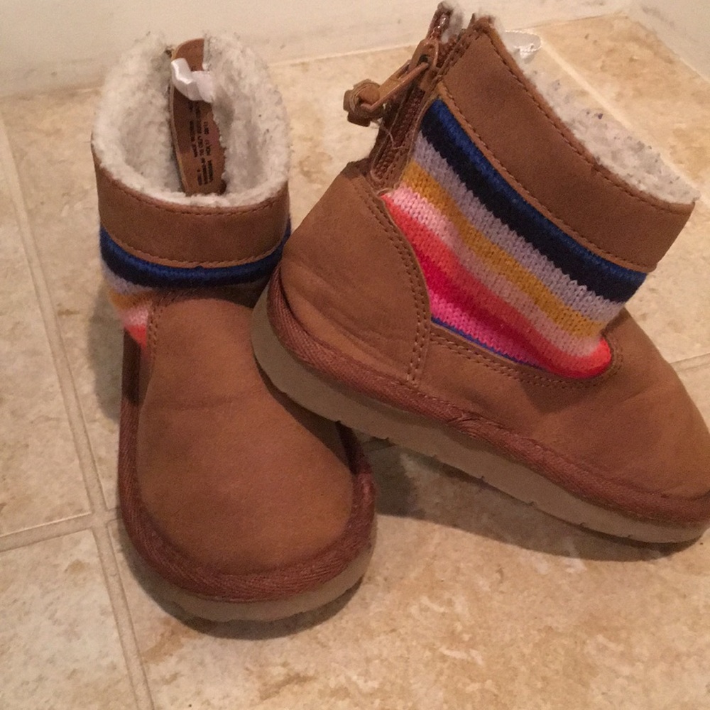 Gap (Ugg style) rainbow boots